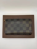 Le Portefeuille Louis Vuitton Trésor - Toile Damier Ébène STYL