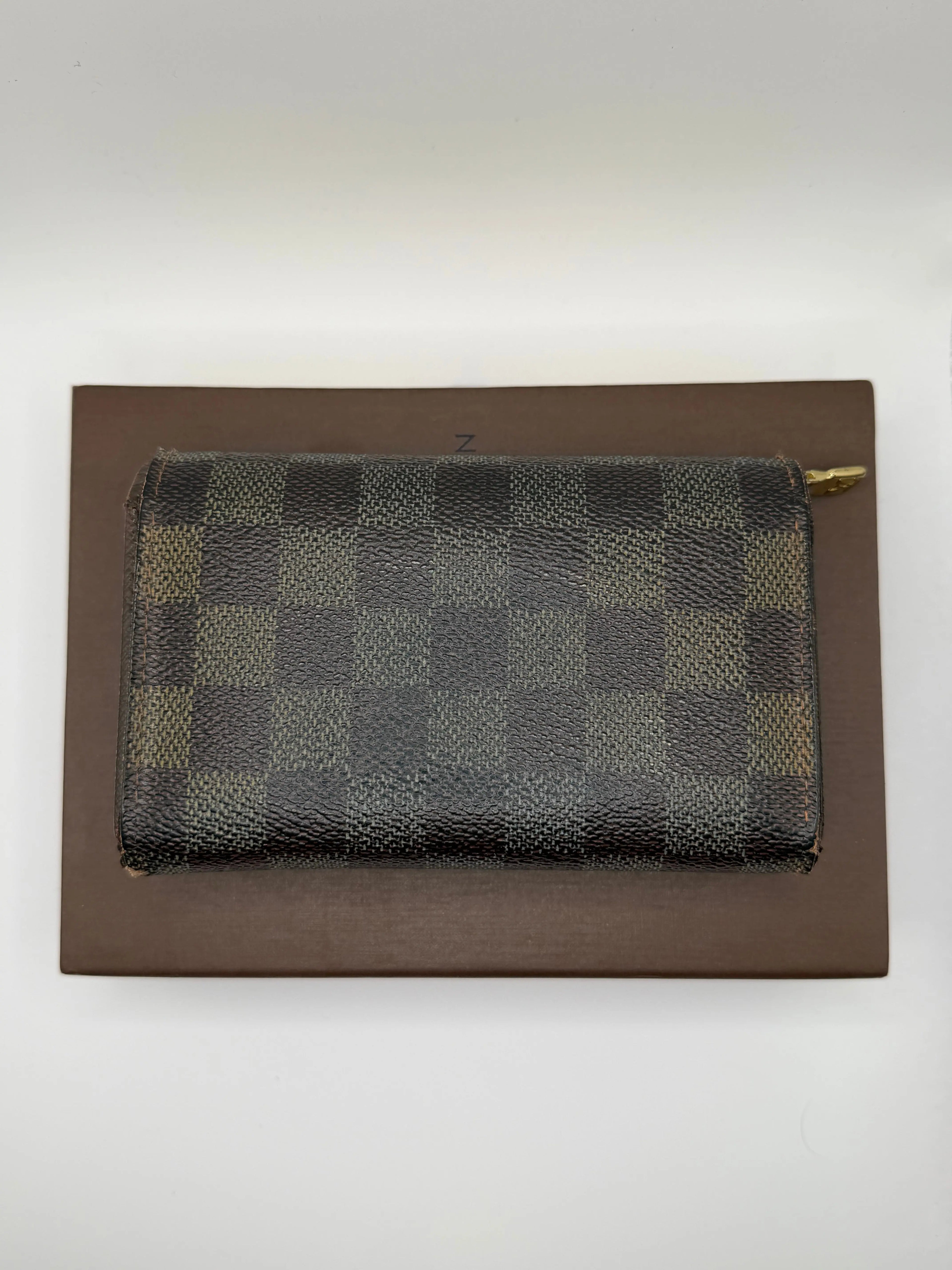 Le Portefeuille Louis Vuitton Trésor - Toile Damier Ébène STYL