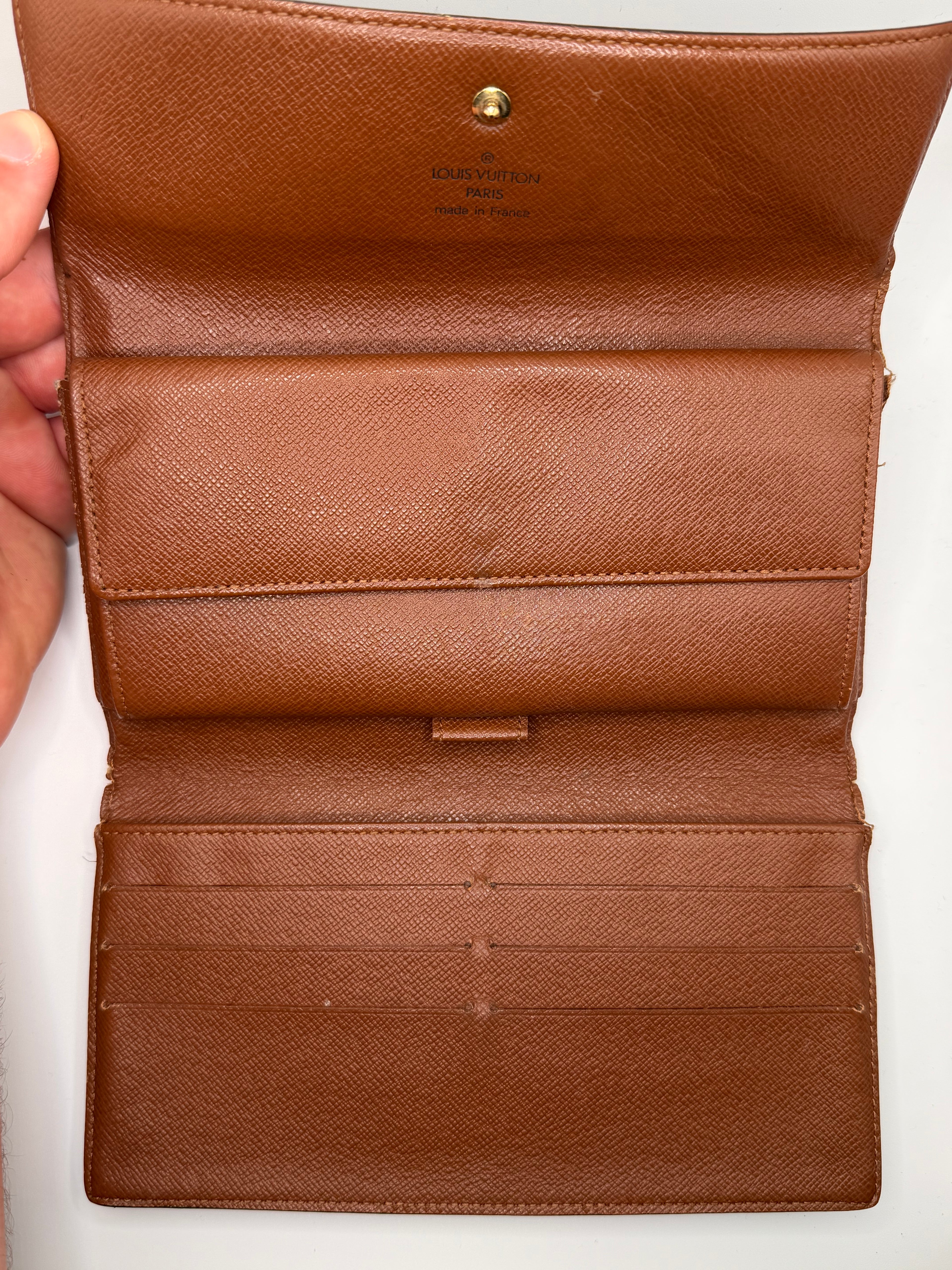 Le Portefeuille Louis Vuitton Sarah - Toile Monogram STYL