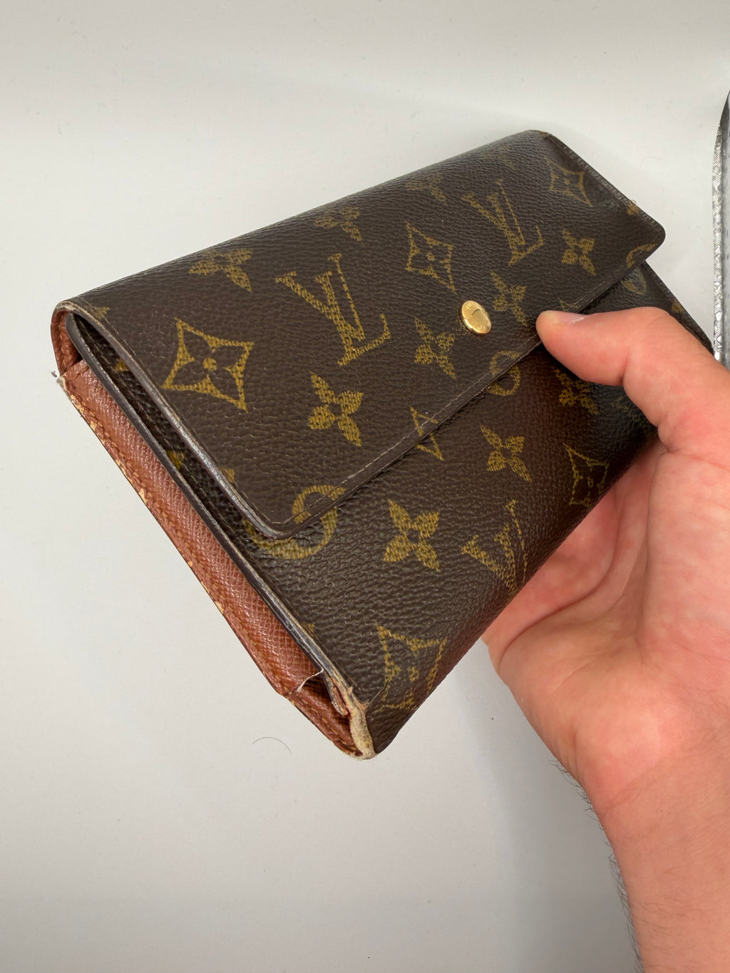 Le Portefeuille Louis Vuitton Sarah - Toile Monogram STYL