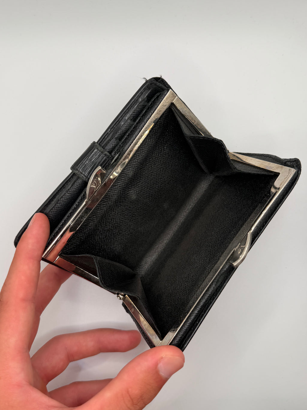 Le Portefeuille Louis Vuitton Viennois - Cuir Épi Noir STYL