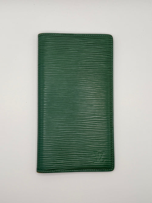 Le Porte-Chéquier Louis Vuitton - Cuir Épi Vert STYL