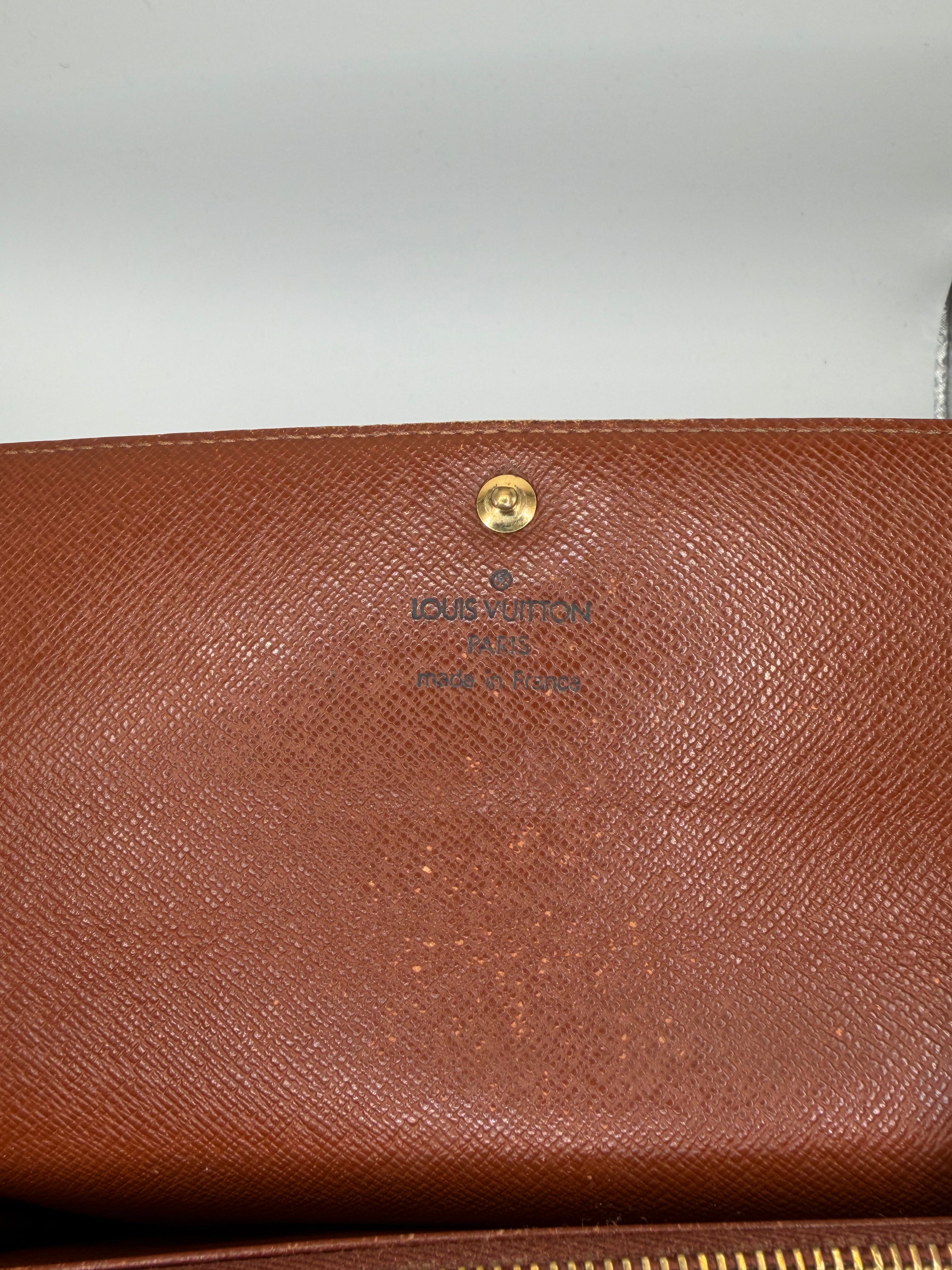 Le Portefeuille Louis Vuitton Sarah - Toile Monogram STYL