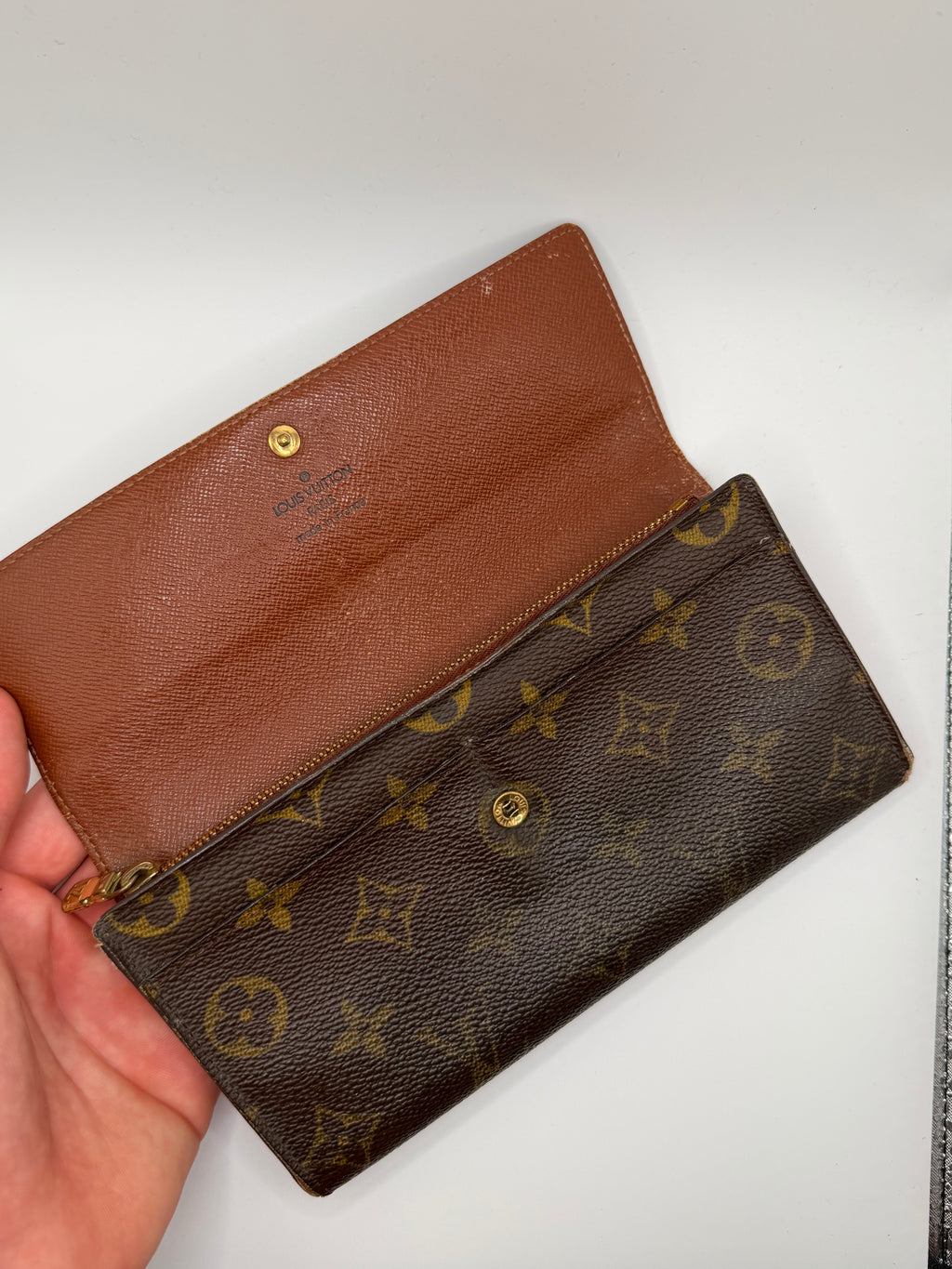 Le Portefeuille Louis Vuitton Sarah - Toile Monogram STYL