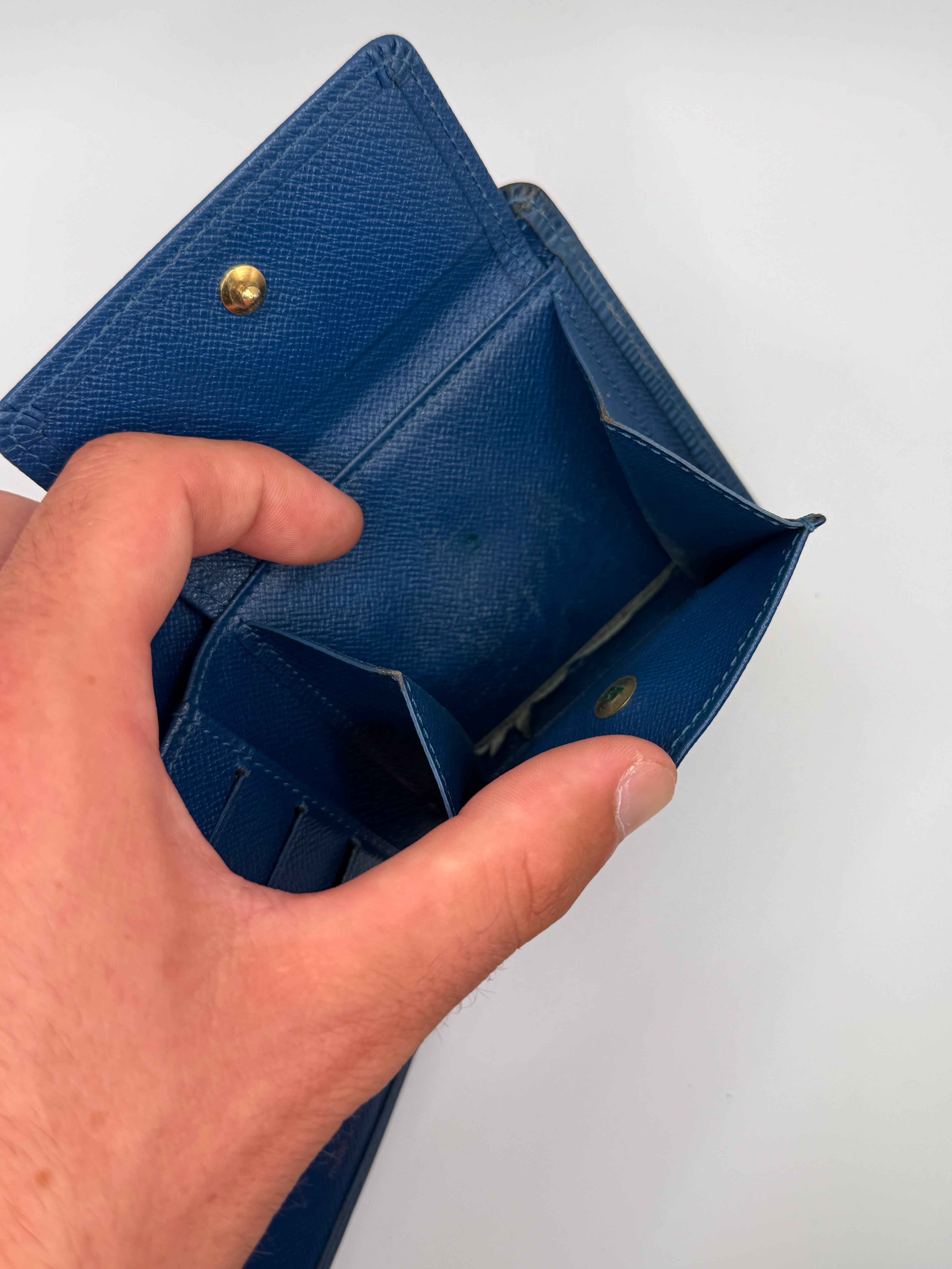 Le Portefeuille Louis Vuitton Marco - Cuir Épi Bleu STYL